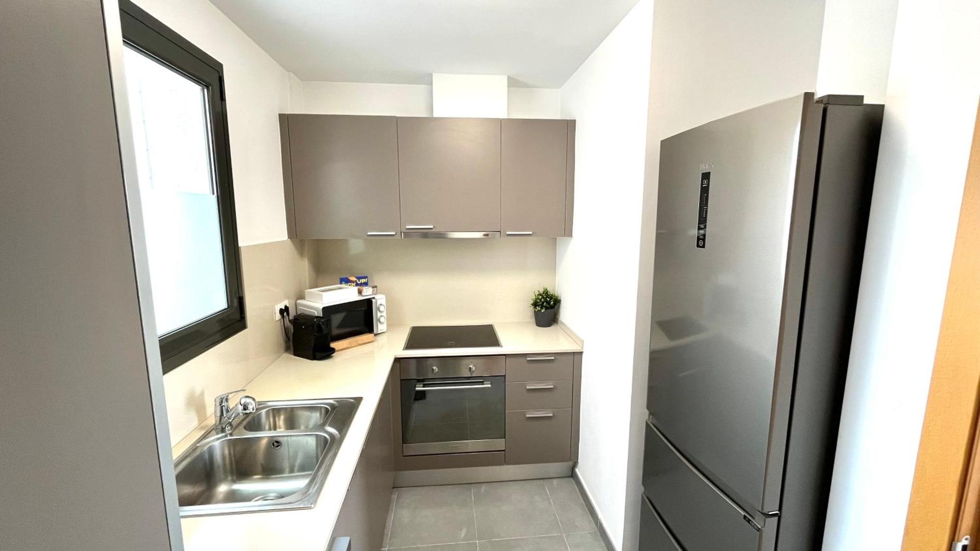 Apartamento Con Terraza By Prestigi Terrassa Eksteriør billede